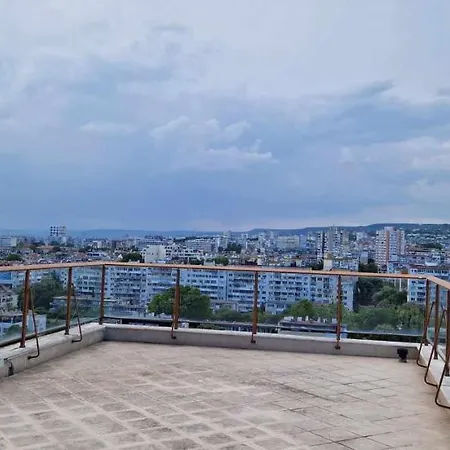 студио тони 2 Apartament