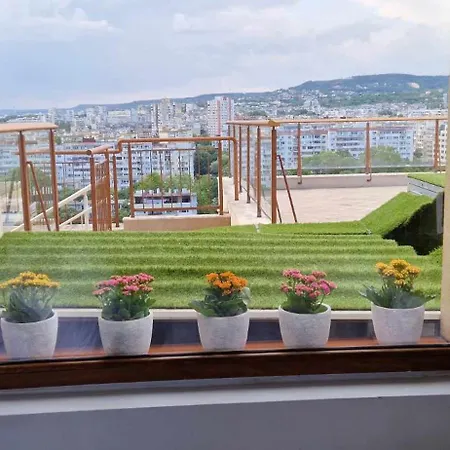 студио тони 2 * Várna